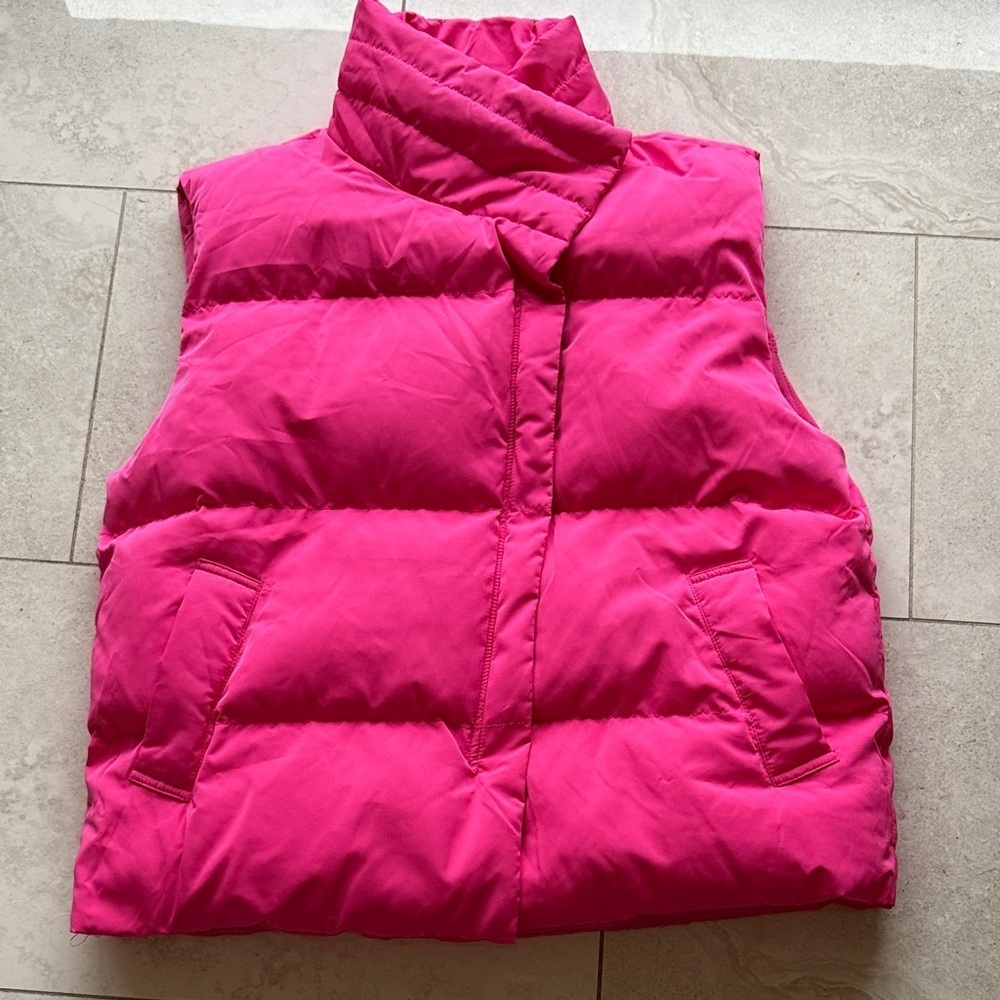 Women's TCEC Funnel Neck Puffer Vest - Picture 10 of 11